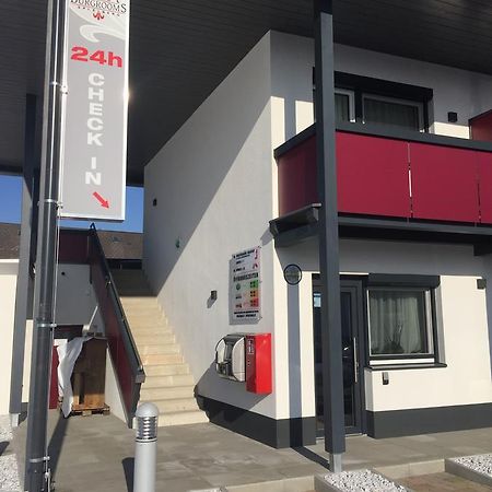 Burg Rooms - 24H Self-Check-In Spielberg Bei Knittelfeld Eksteriør bilde