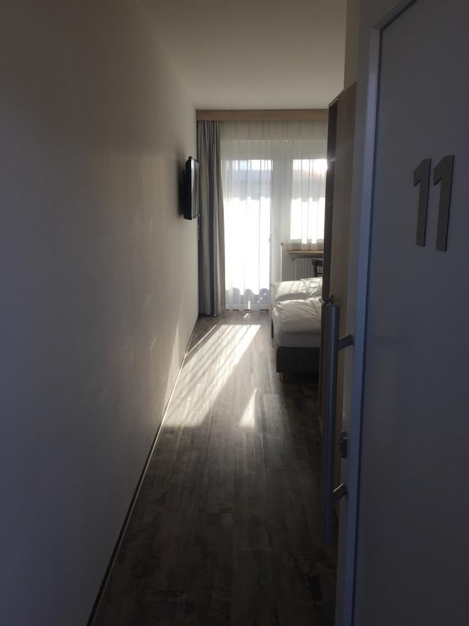 Burg Rooms - 24H Self-Check-In Spielberg Bei Knittelfeld Eksteriør bilde
